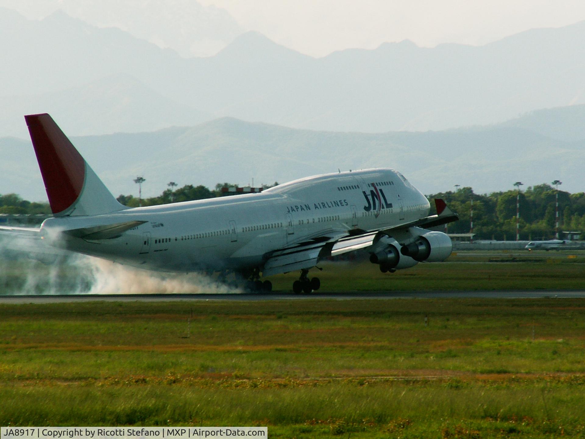 JA8917, 1999 Boeing 747-446 C/N 29899, Landing at Malpensa International Airport. Milan Italy