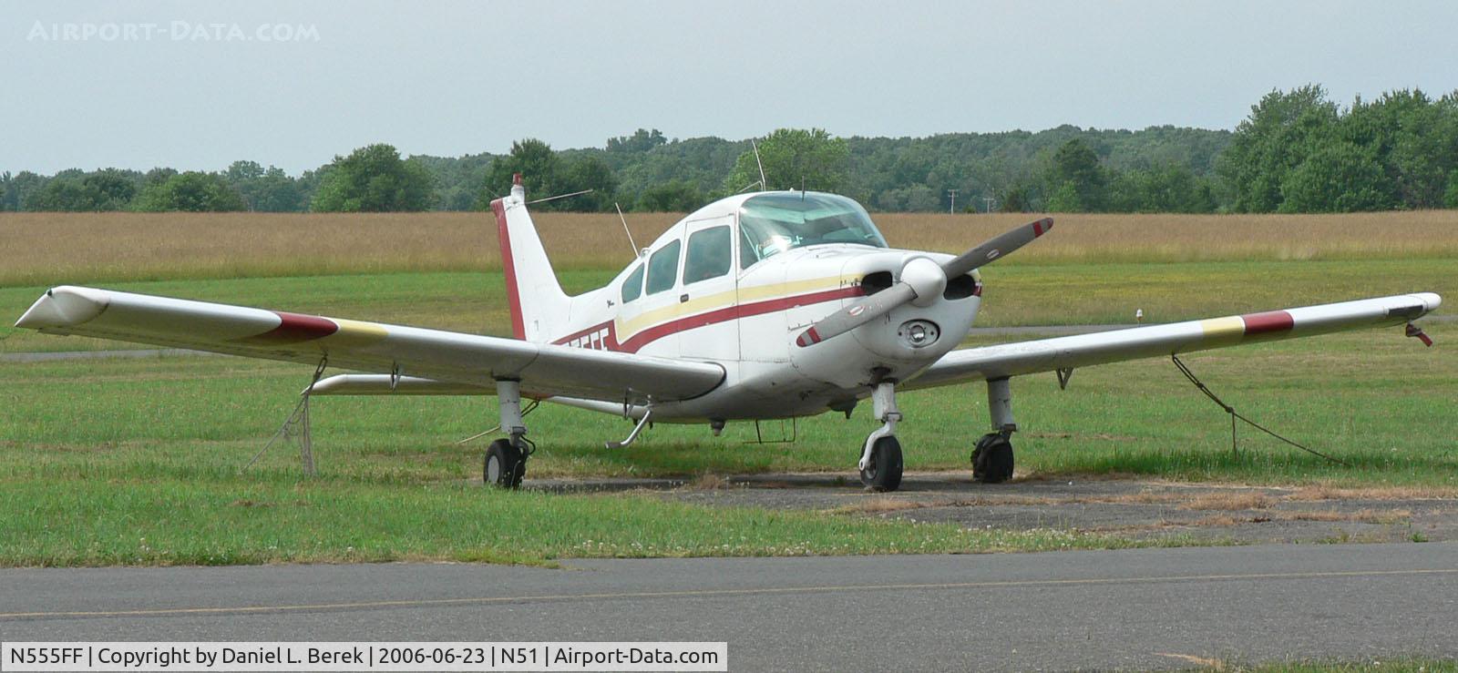 N555FF, 1969 Beech A23-24 Musketeer Super III C/N MA-351, I was surprised to find this 1969-vintage Beech nestled among newer craft at Solberg.