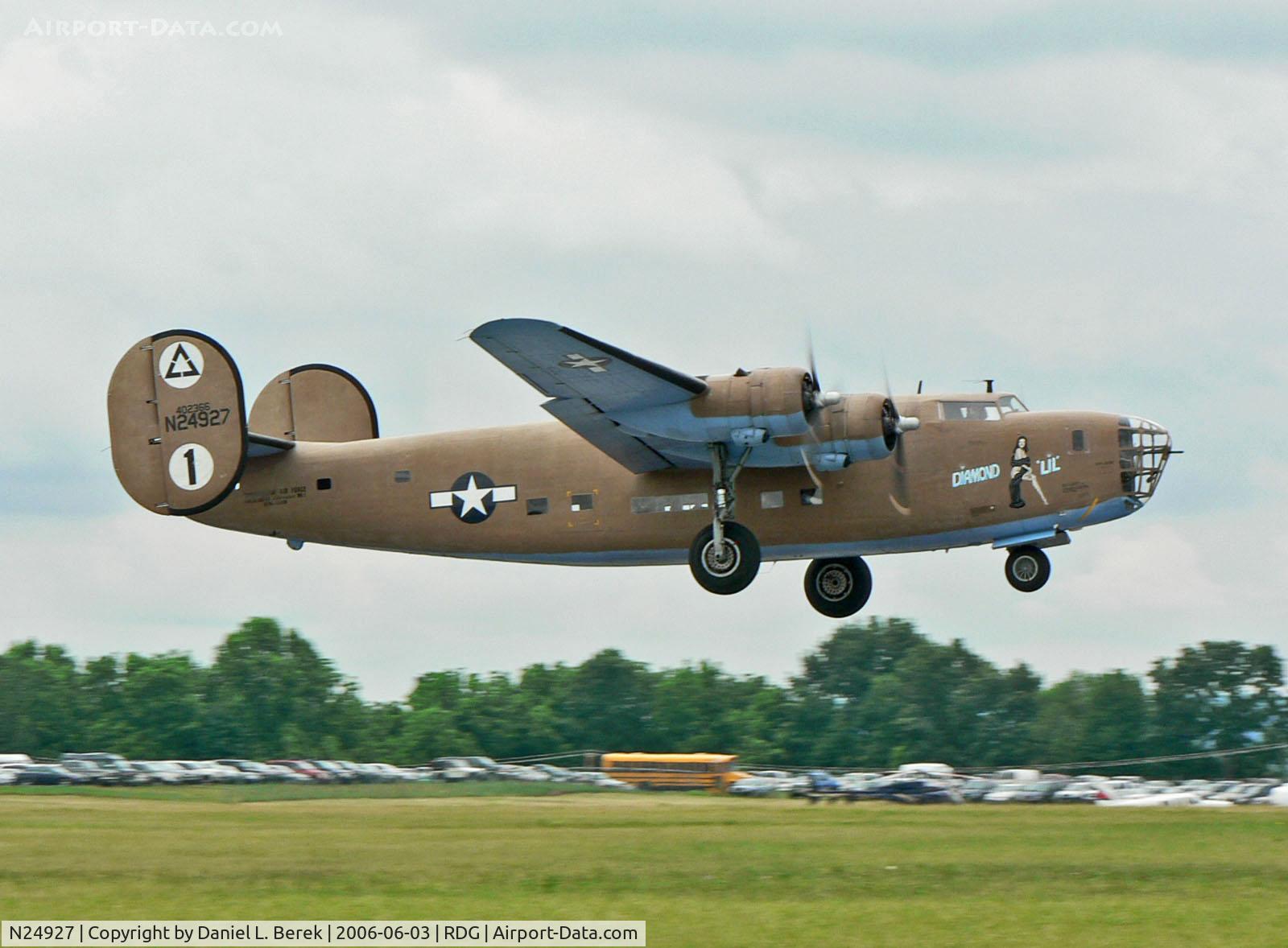 N24927, 1940 Consolidated Vultee RLB30 (B-24) C/N 18, With all four big, round engines roaring, Diamond Lil takes to the air at the Reading World War II Weekdend.