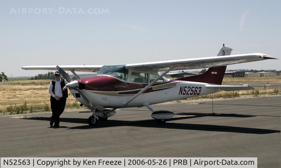 N52563, 1973 Cessna 182P Skylane C/N 18262677, Concord Flying Club 