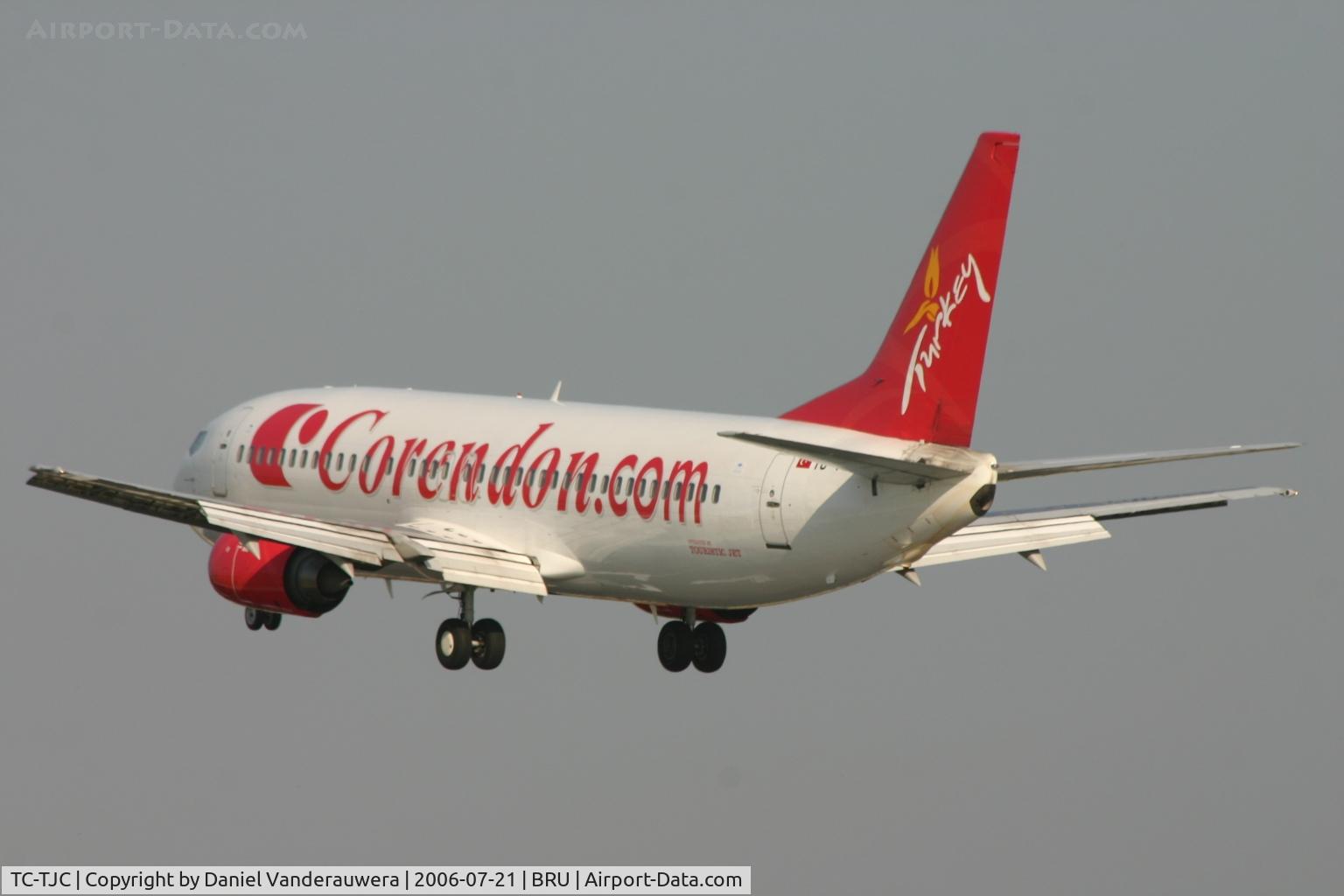 TC-TJC, 1993 Boeing 737-4Q8 C/N 25374, short to land on 25L