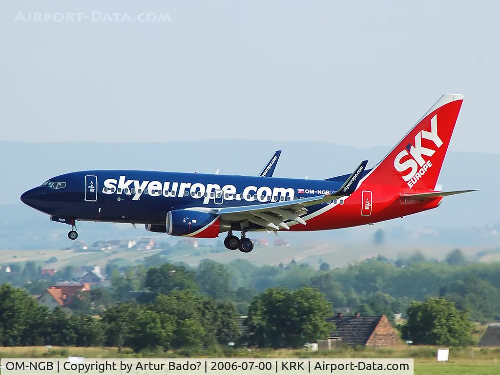 OM-NGB, 2005 Boeing 737-76N C/N 32695, Sky Europe