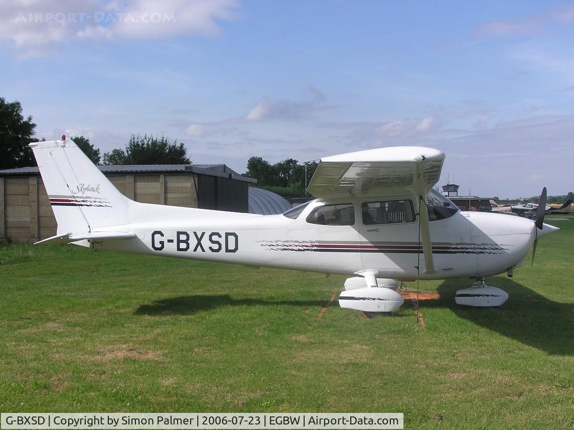 G-BXSD, 1998 Cessna 172R C/N 17280310, Cessna 172 at Wellesbourne Mountford