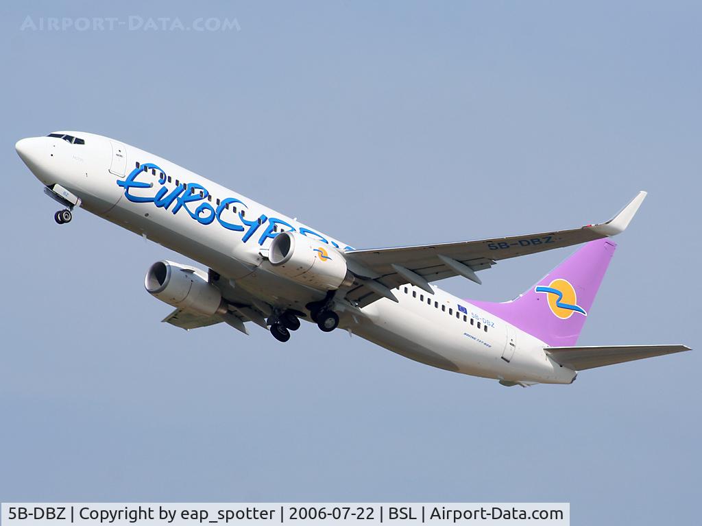 5B-DBZ, 2006 Boeing 737-8BK C/N 33030, Departing to Heraklion as UI5245