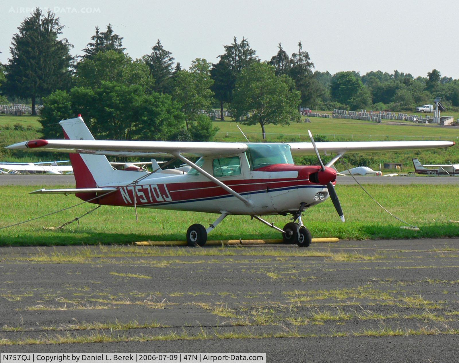 N757QJ, 1977 Cessna 152 C/N 15279917, Cute little trainer dating from 1977 is still on the job, going strong.