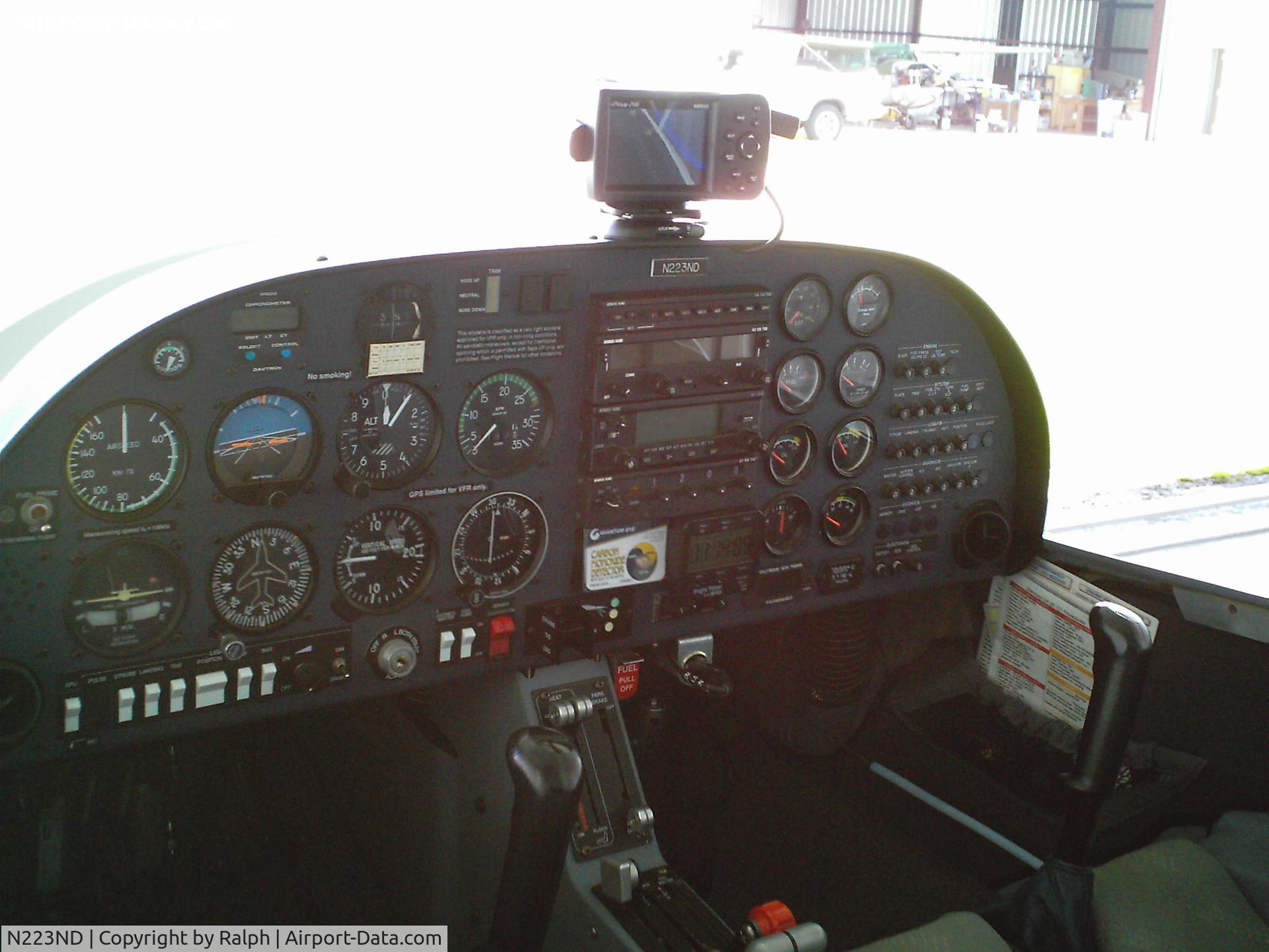 N223ND, 1998 Diamond DA-20C-1 Eclipse C/N C0031, GPS Mounted