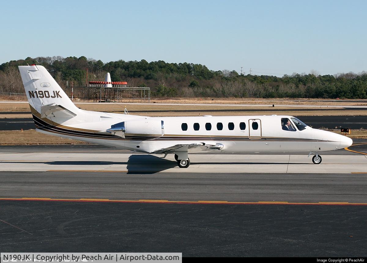N190JK, 1995 Cessna 560 C/N 560-0303, Taxiing