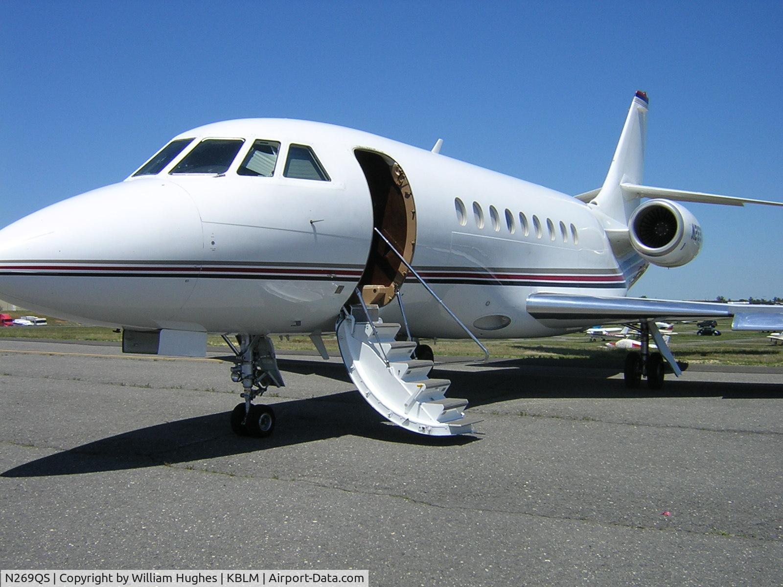 N269QS, 2002 Dassault Falcon 2000 C/N 169, bringing passengers to Santa Barbara