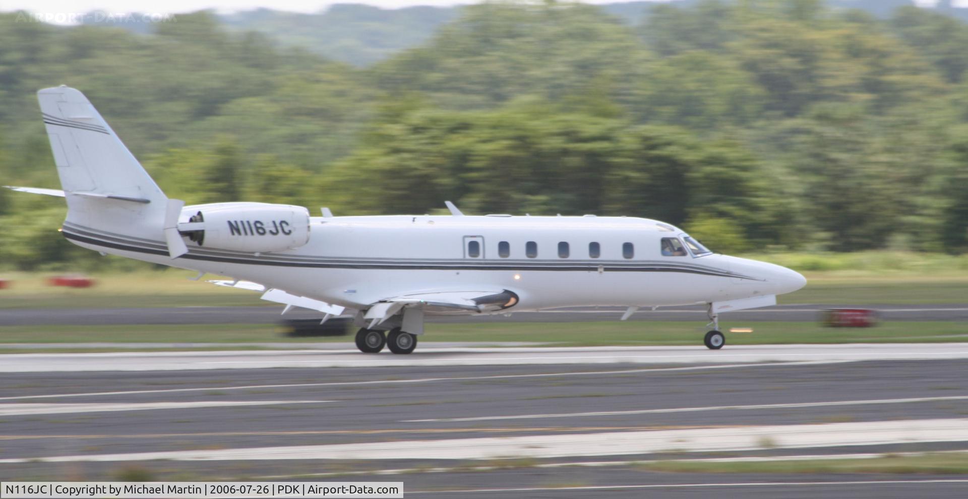 N116JC, Israel Aircraft Industries IAI-1125 Westwind Astra C/N 014, LANDING 20L - Air Brakes Extended