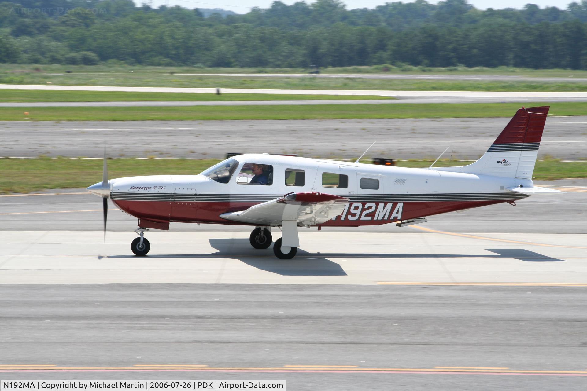 N192MA, 2000 Piper PA-32R-301T Turbo Saratoga C/N 3257192, Taxing to Epps Air Service