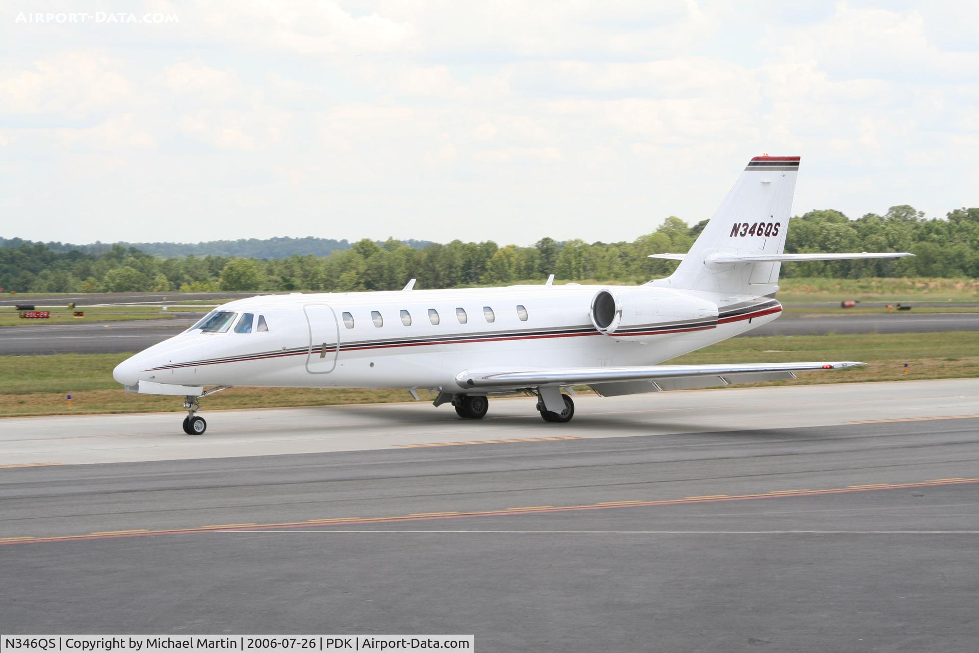N346QS, 2004 Cessna 680 Citation Sovereign C/N 680-0013, Execjet 346 Taxing To Runway 20L