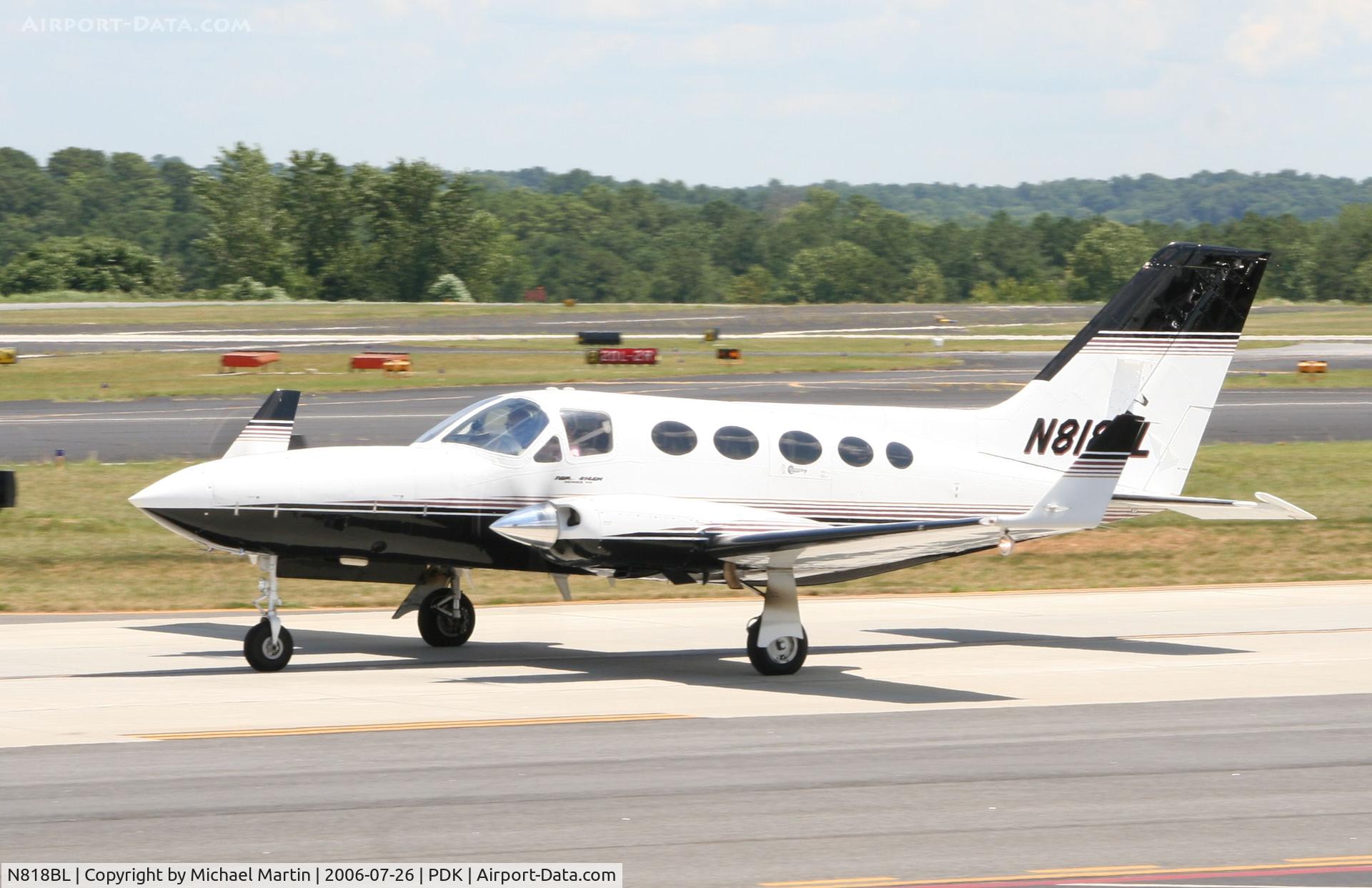 N818BL, 1991 Beech B200 King Air C/N BB-1394, Angel Flight taxing back to Epps