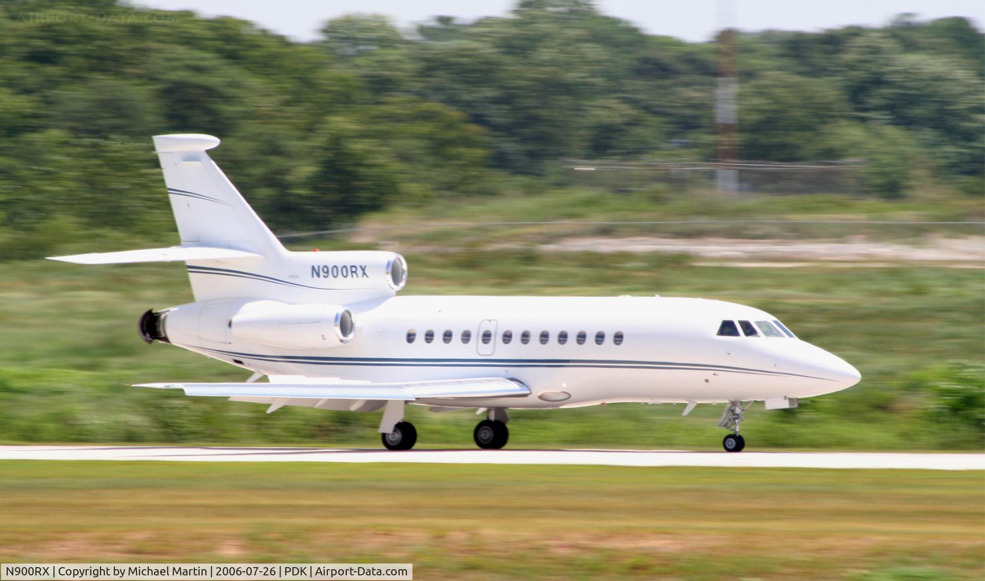 N900RX, 2000 Dassault Falcon 900 C/N 183, Landing 20L