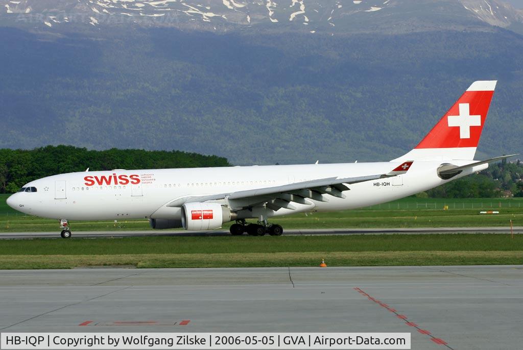 HB-IQP, 2001 Airbus A330-223 C/N 366, visitor