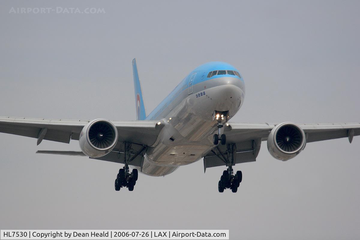 HL7530, 1997 Boeing 777-2B5/ER C/N 27945, Korean Air HL7530 (FLT KAL15) from Incheon Int'l (RKSI) - Seoul, Korea on final approach to RWY 24R.