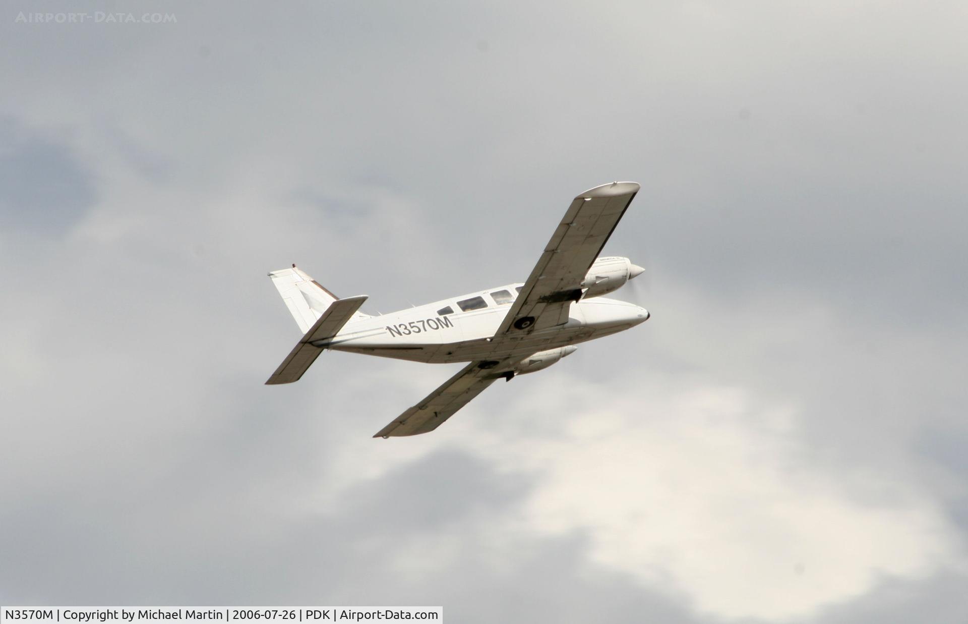 N3570M, 1978 Piper PA-34-200T C/N 34-7870117, Gear up after take off from 20R