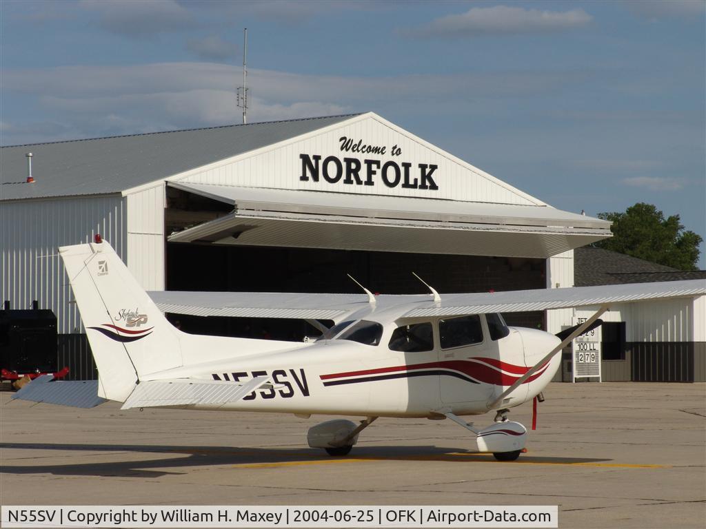 N55SV, 2000 Cessna 172S C/N 172S8488, Offutt A.F.B. Aero Club's C-172