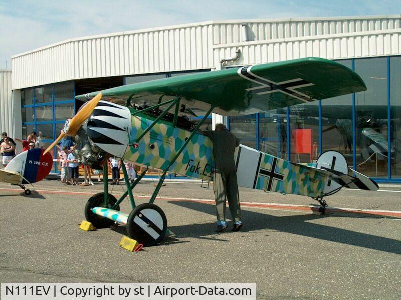 N111EV, 1986 Fokker D-VIII Replica C/N A-2, Heavily damaged after a landing accident in august 2002 .