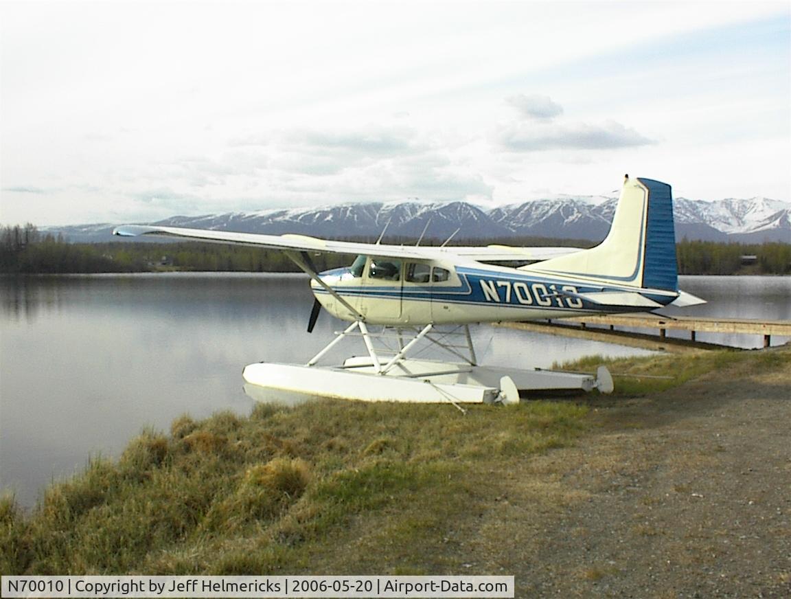 N70010, 1971 Cessna A185E Skywagon 185 C/N 18501890, N70010 on Cottonwood Lake, Wasilla, AK
