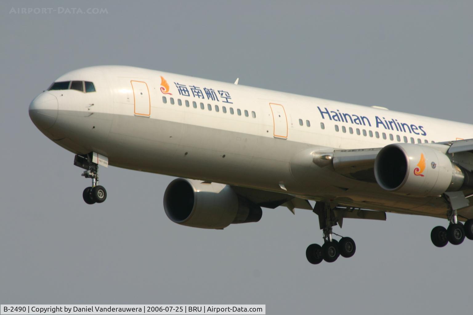B-2490, 2002 Boeing 767-34P/ER C/N 33047/889, arrival of flight HU491 from Beijing