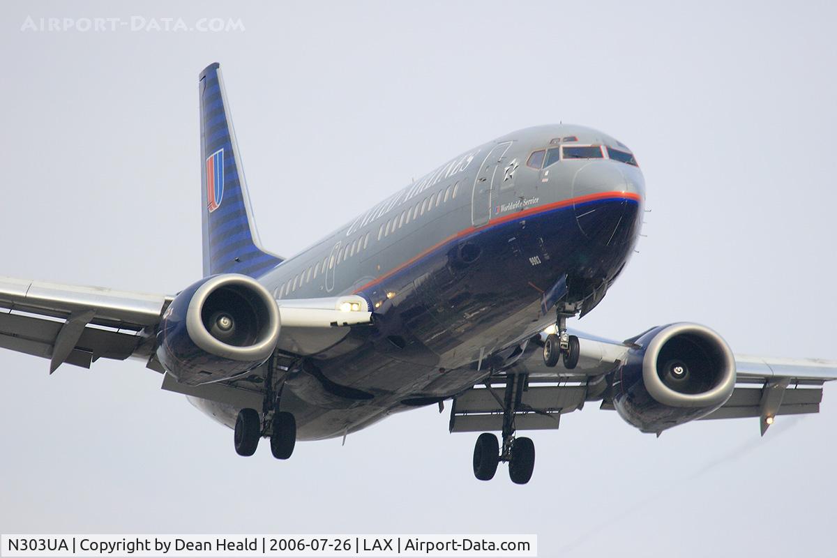 N303UA, 1986 Boeing 737-322 C/N 23644, United Airlines N303UA (FLT UAL504) from San Francisco Int'l (KSFO) on final approach to RWY 24R.