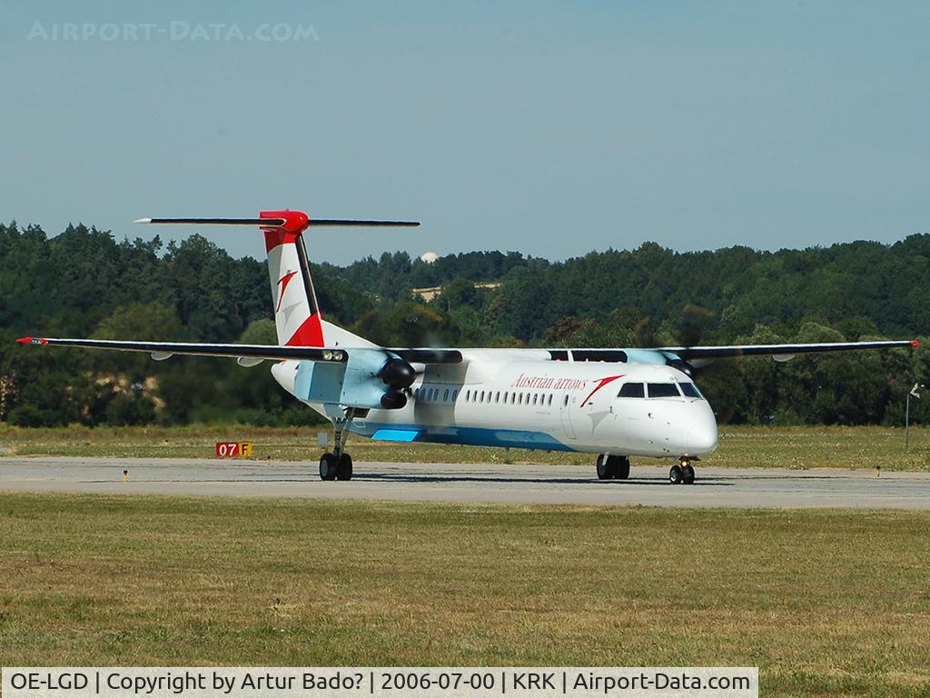 OE-LGD, 2000 De Havilland Canada DHC-8-402Q Dash 8 C/N 4027, Austrian Arrows