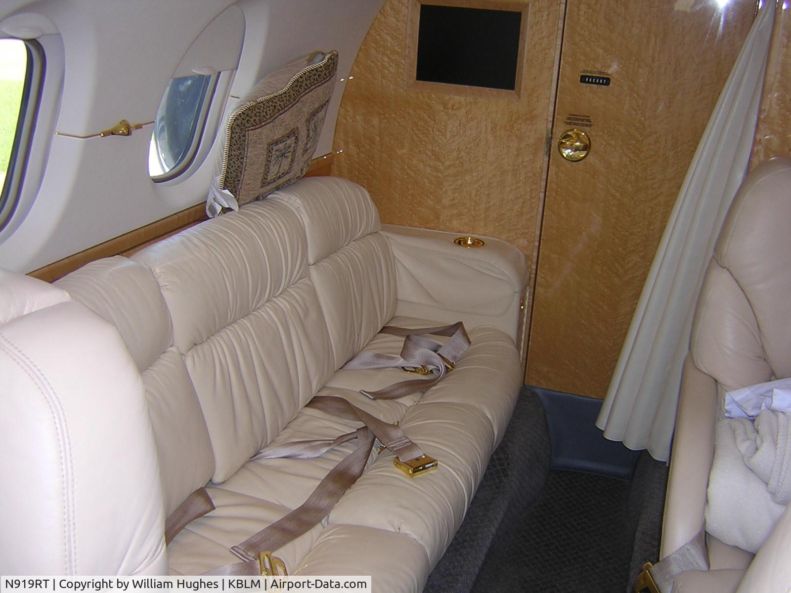 N919RT, 2003 Raytheon Hawker 800XP C/N 258607, where I slept the whole flight