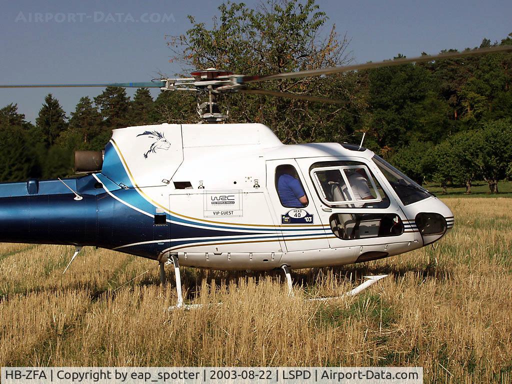 HB-ZFA, Eurocopter AS-350B-3 Ecureuil Ecureuil C/N 1594, Making some passenger-flights during the Airdisplay