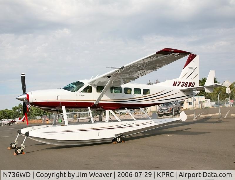 N736WD, 2005 Cessna 208 C/N 20800392, Photographed at Love Field, Prescott, AZ