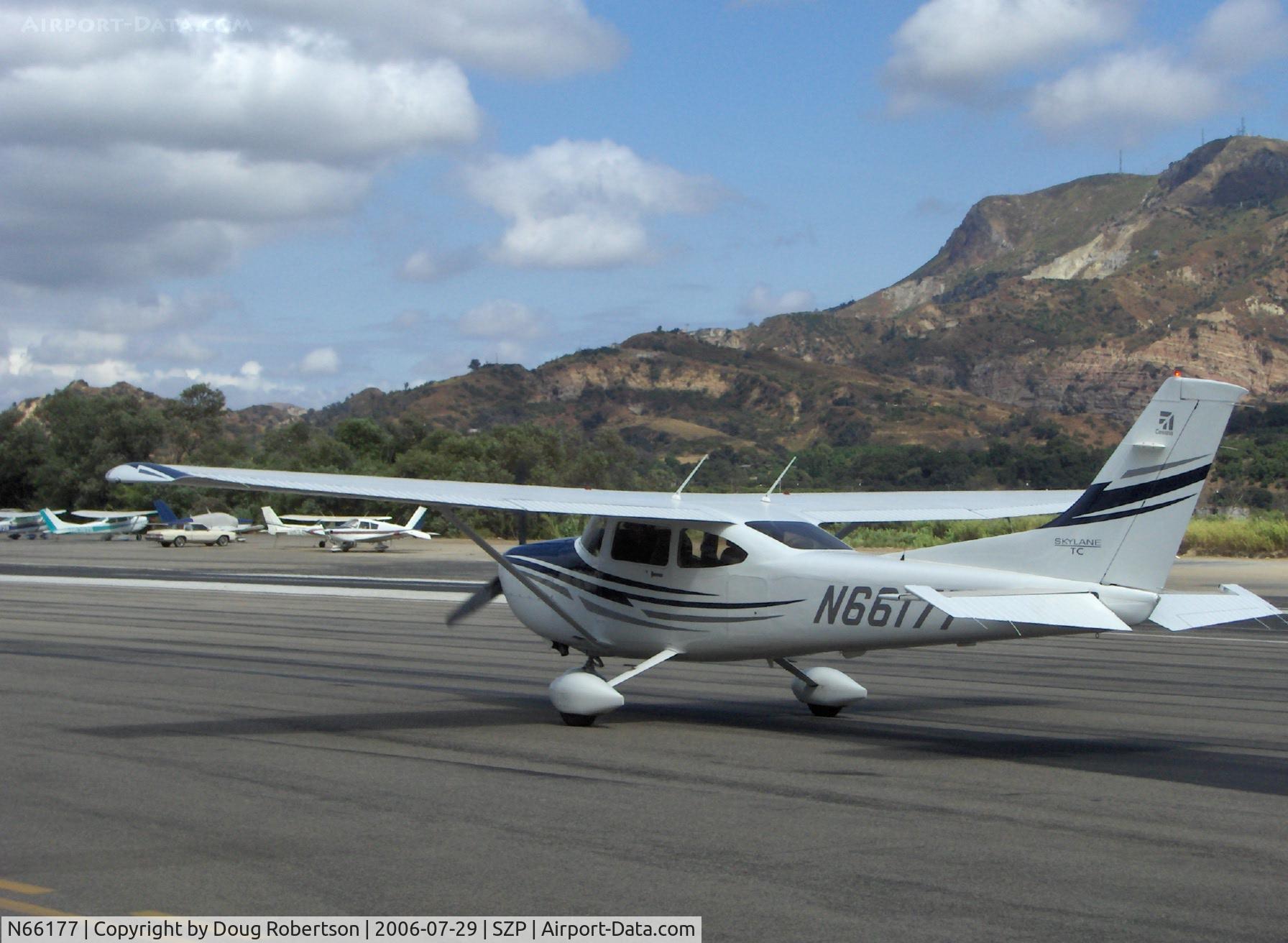 N66177, 2005 Cessna T182T Turbo Skylane C/N T18208375, 2005 Cessna T182T TURBO SKYLANE, Lycoming TIO-540-C taxi to Runway 22 after landing