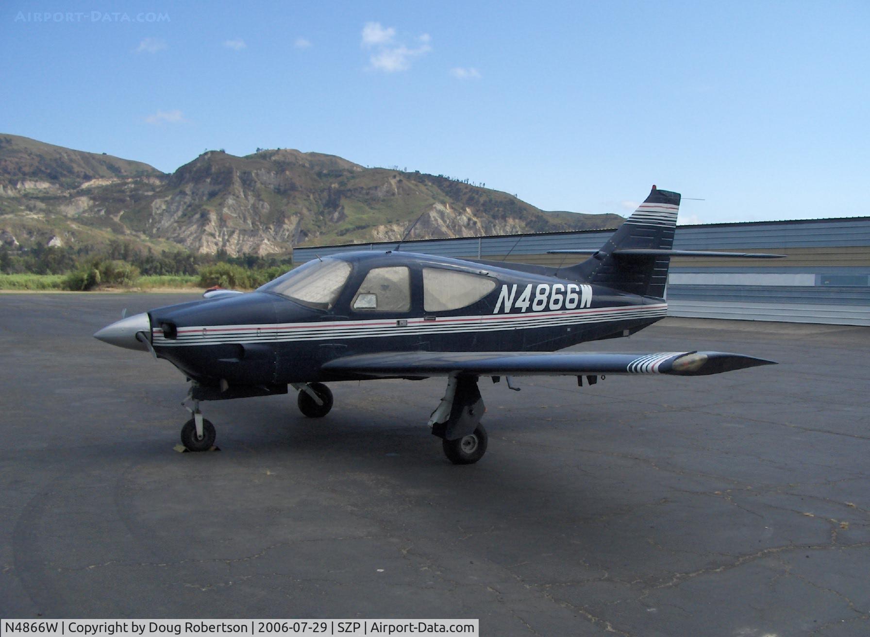 N4866W, 1976 Rockwell International 114 Commander C/N 14196, 1978 Rockwell 114 COMMANDER, Lycoming IO-540-T4AD 260 Hp