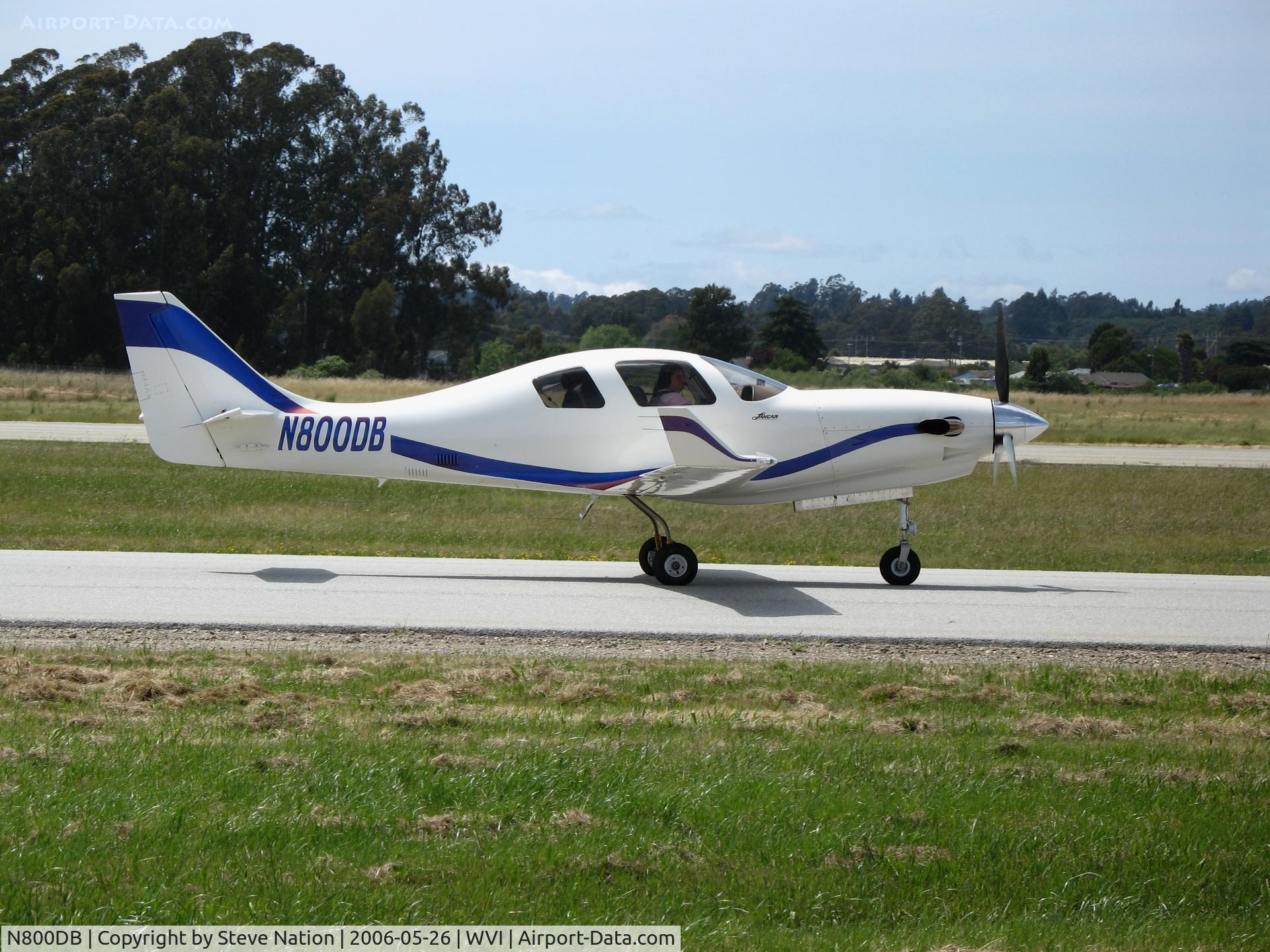 N800DB, 2002 Lancair IV-P C/N LIV-525, 2002 Lancair IV-P-T homebuilt taxying after landing @ Watsonville Municipal Airport, CA
