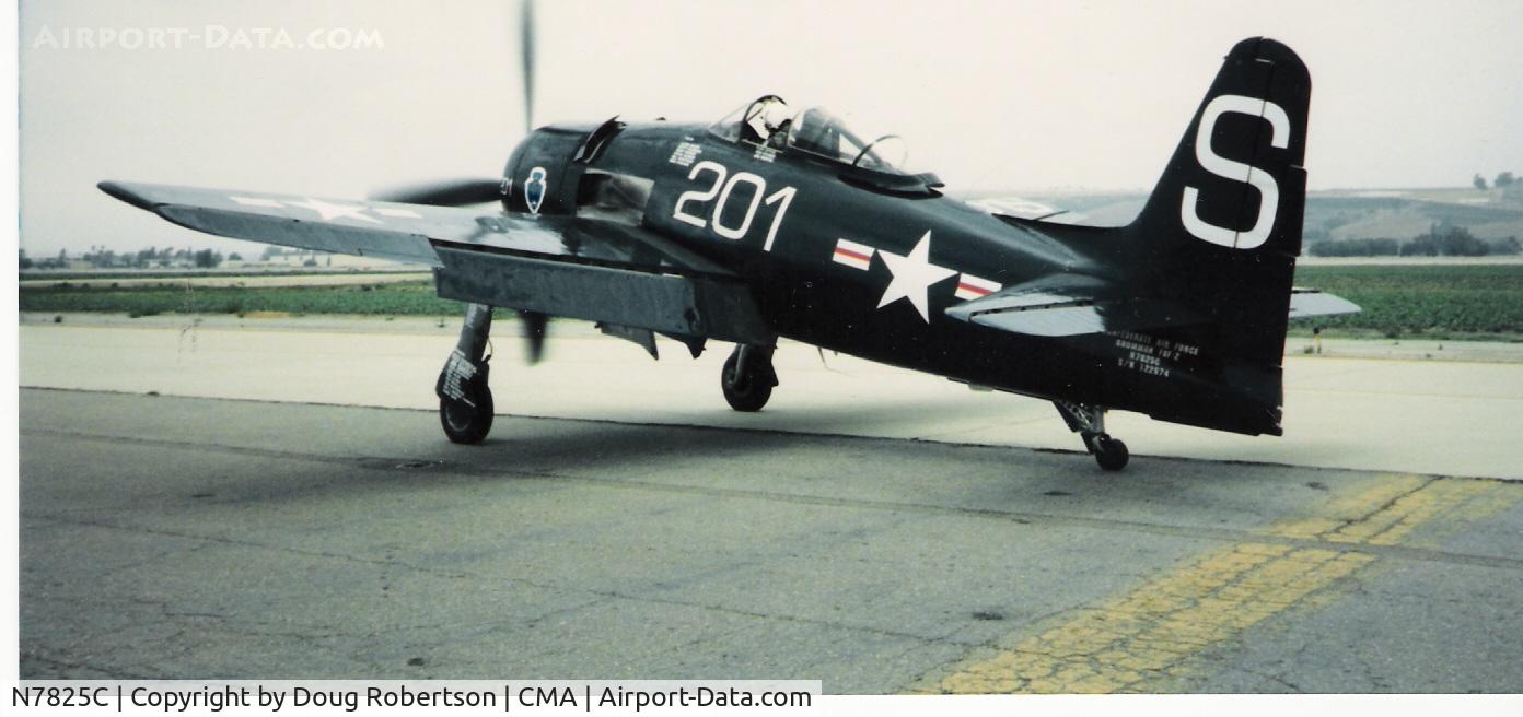 N7825C, 1948 Grumman F8F-2 (G58) Bearcat C/N D.1227, 1949 Grumman F8F-2 BEARCAT, P&W R-2800-34W Double Wasp 2,100 Hp, taxi to Ruway 26