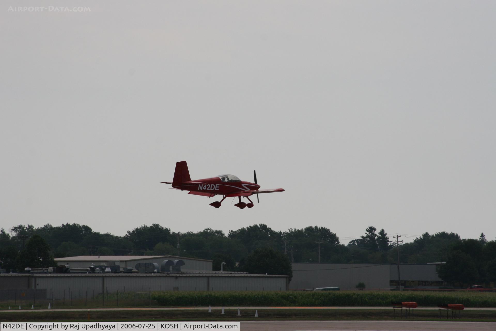 N42DE, 2004 Vans RV-9A C/N 90526, N42DE landing at Airventure 2006