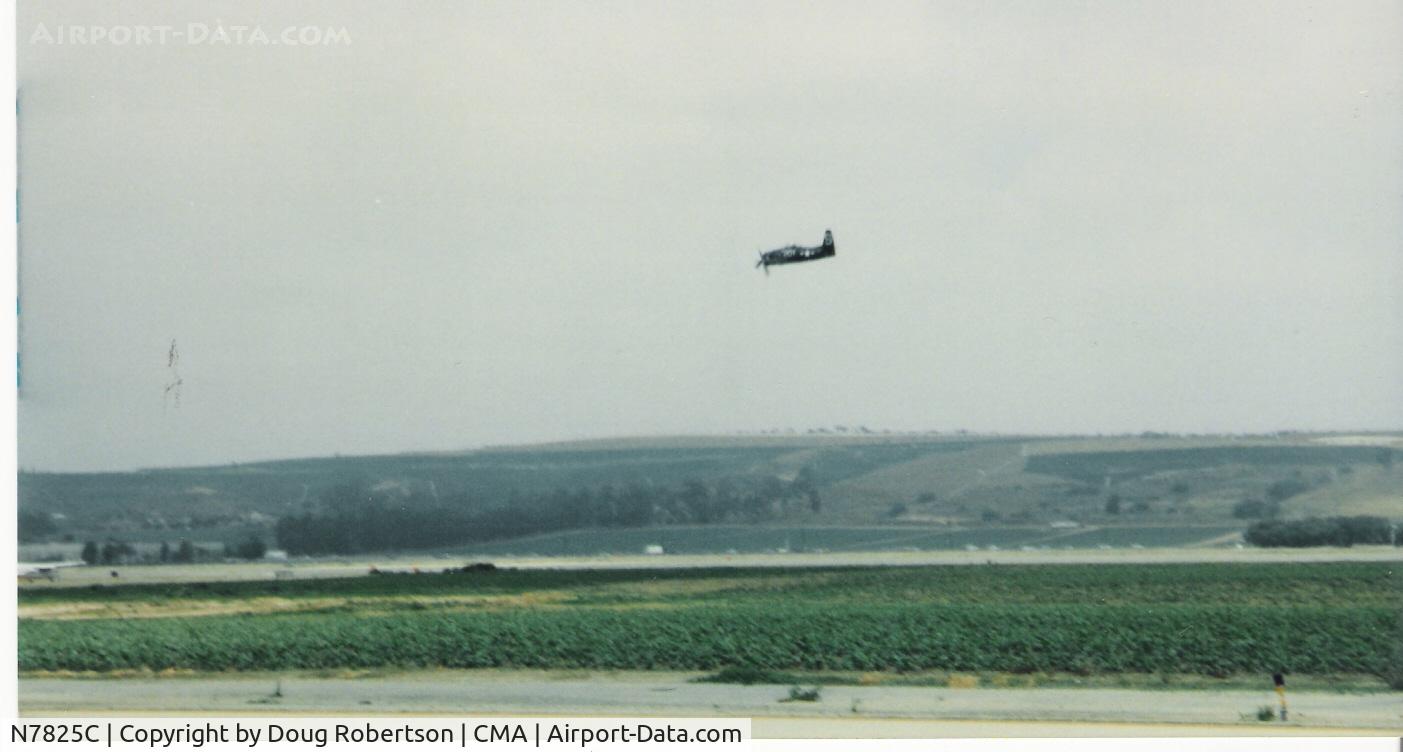 N7825C, 1948 Grumman F8F-2 (G58) Bearcat C/N D.1227, 1949 Grumman F8F-2 BEARCAT, high speed pass over Runway 26