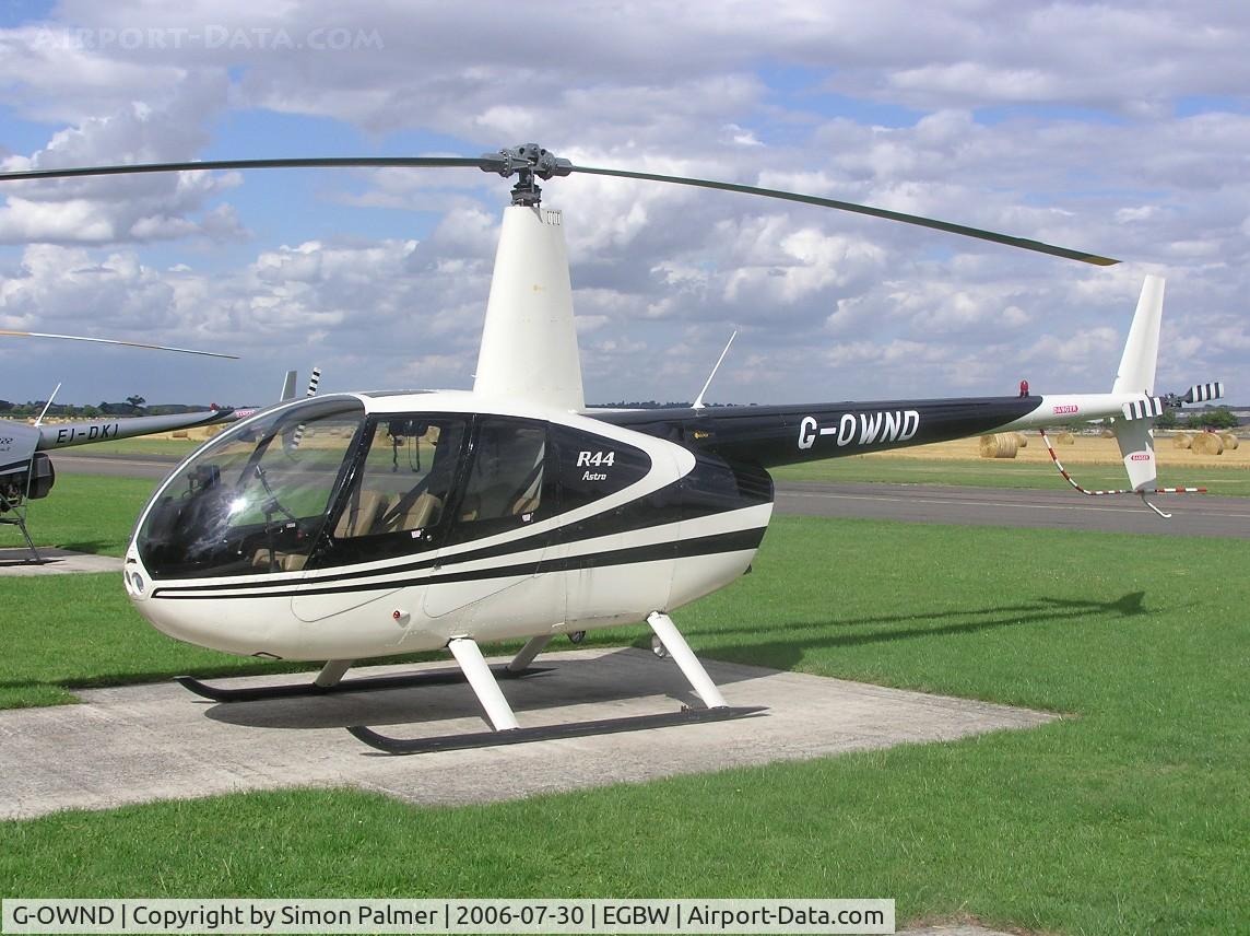 G-OWND, 1999 Robinson R44 Astro C/N 0644, Robinson R-44 at Wellesbourne
