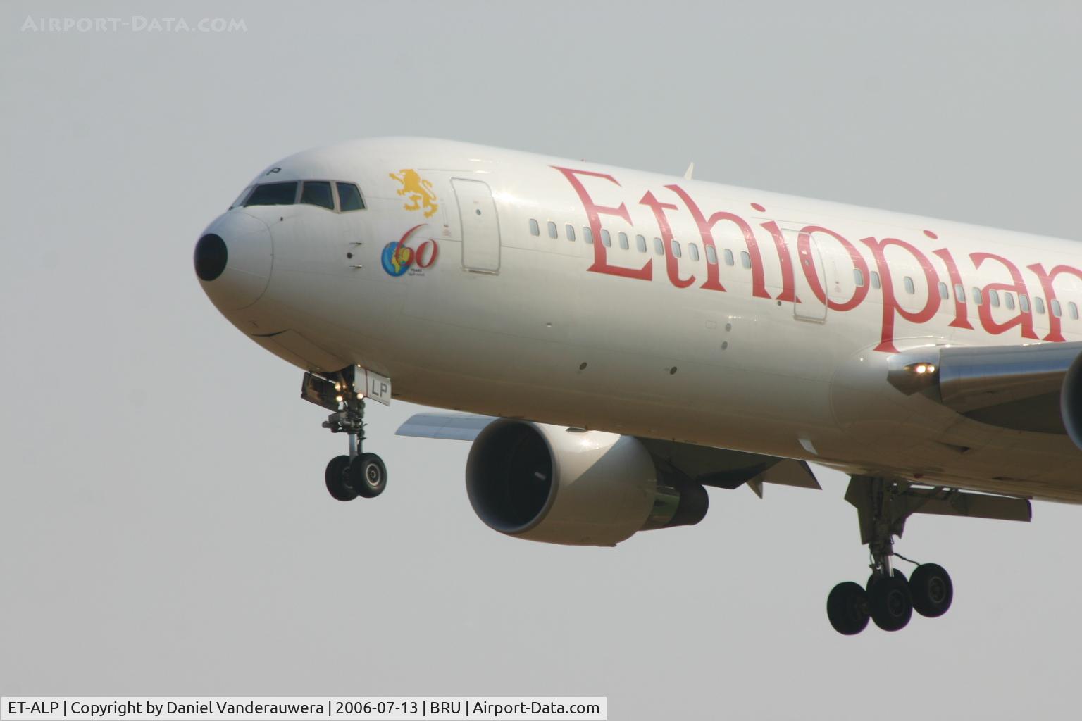 ET-ALP, 2005 Boeing 767-360/ER C/N 33769, arrival of flight ET 704 to rwy 25L