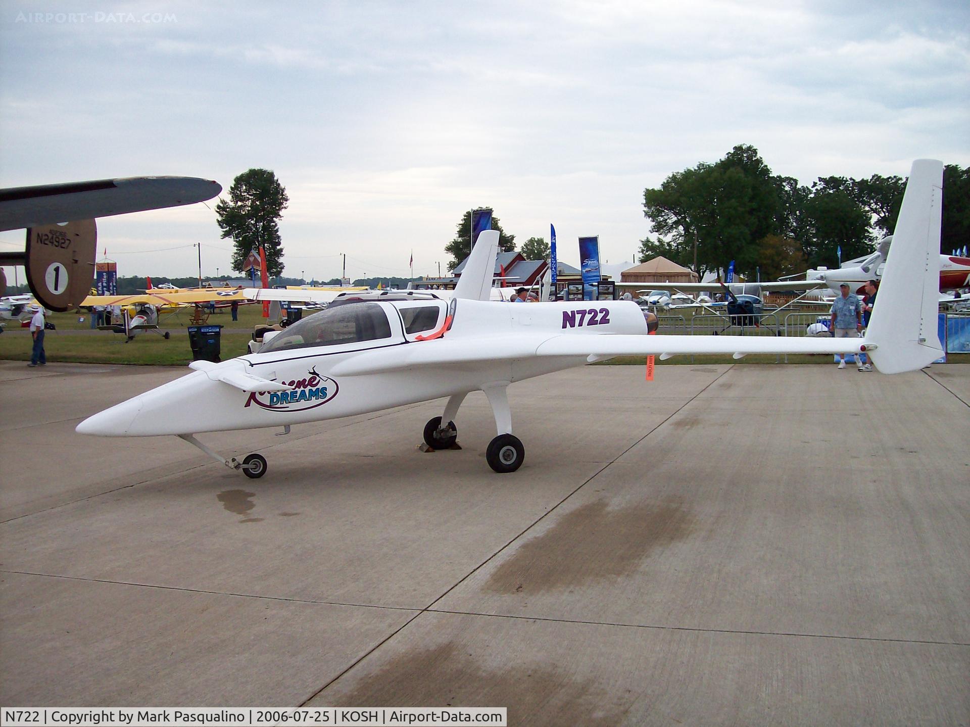 N722, 2001 Co-Z Cozy C/N 400, Cozy