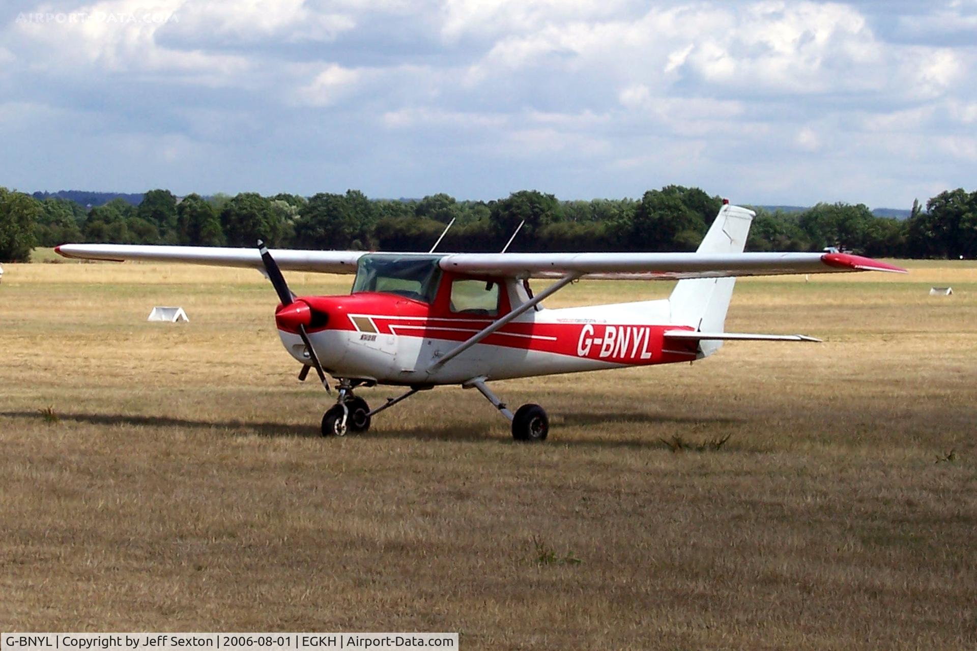G-BNYL, 1977 Cessna 152 C/N 152-80671, Cessna 152 at Lashenden/Headcorn England