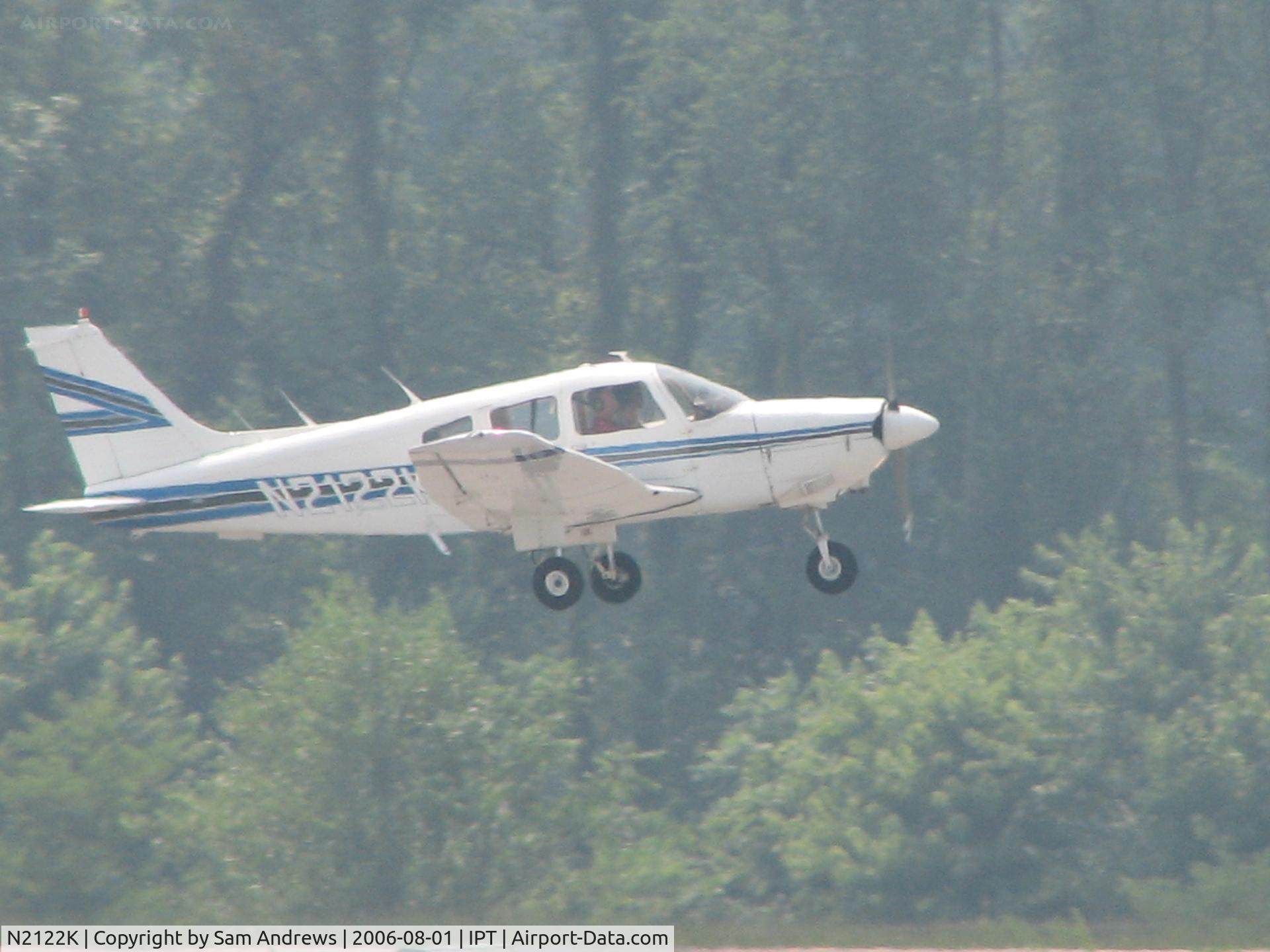 N2122K, 1978 Piper PA-28-181 C/N 28-7990237, Take Off!