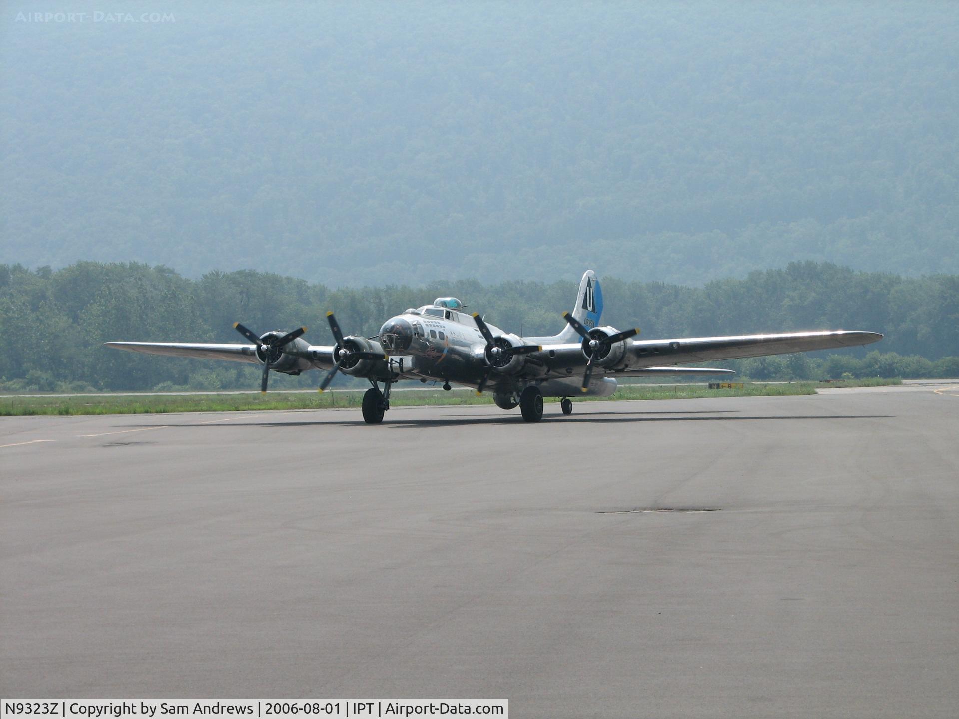 N9323Z, 1944 Boeing B-17G-85-DL Flying Fortress C/N 32155, She's here!