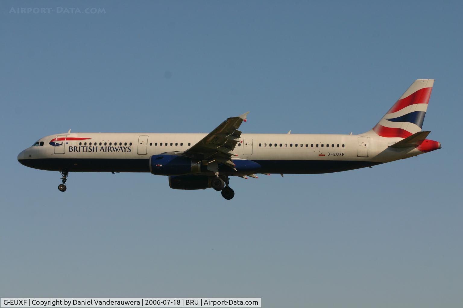 G-EUXF, 2004 Airbus A321-231 C/N 2324, descending to rwy 25L