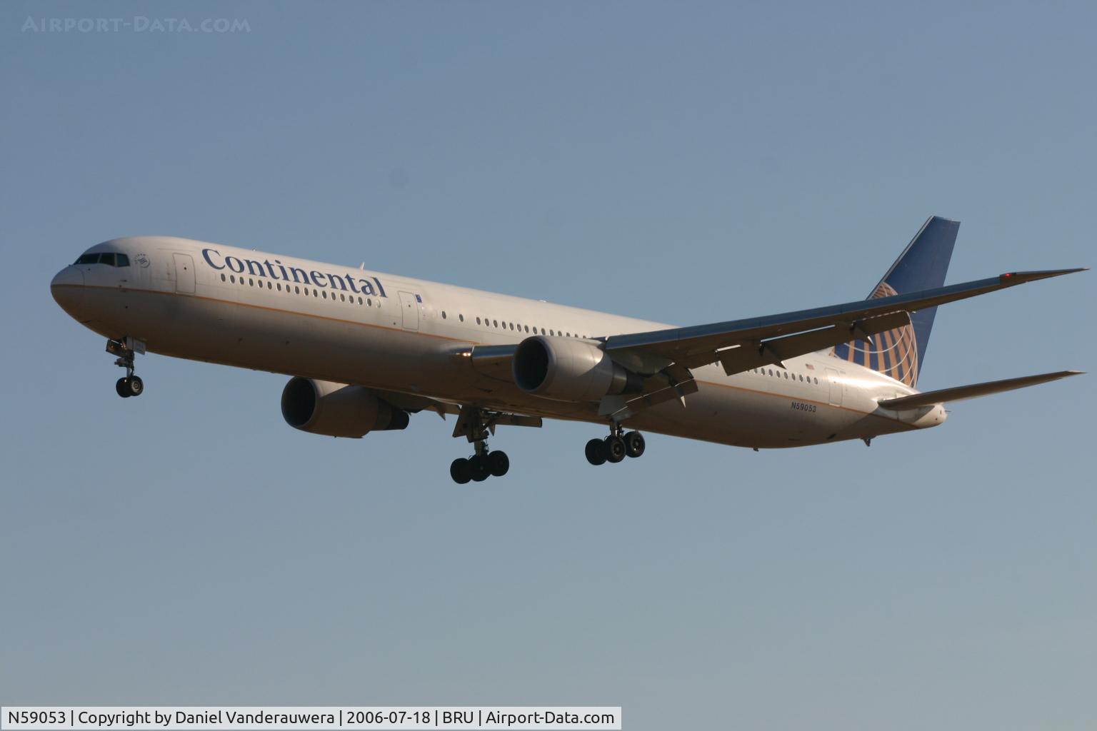 N59053, 2000 Boeing 767-424/ER C/N 29448, arrival of flight CO060