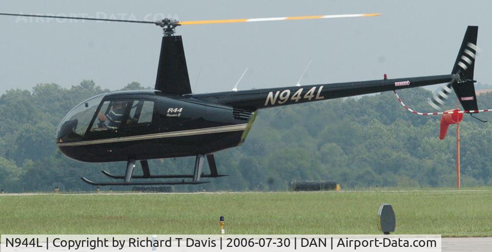 N944L, 2006 Robinson R44 II C/N 11354, Robinson R44 in Danville Va.