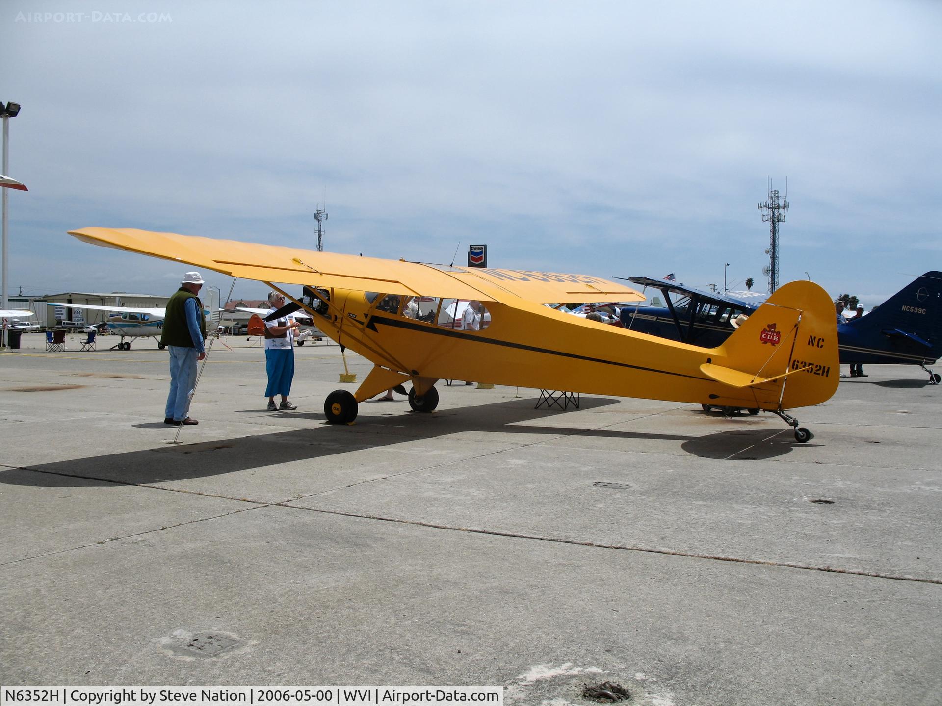 N6352H, 1946 Piper J3C-65 Cub C/N 19531, 1946 Piper J3C-65 Cub (as NC6352H) @ Watsonville Municipal Airport, CA
