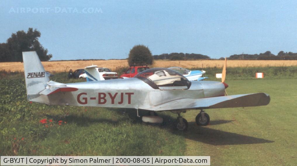 G-BYJT, 1999 Zenair CH-601HD C/N PFA 162-13130, Zenair CH601 at Northrepps, near Cromer, Norfolk