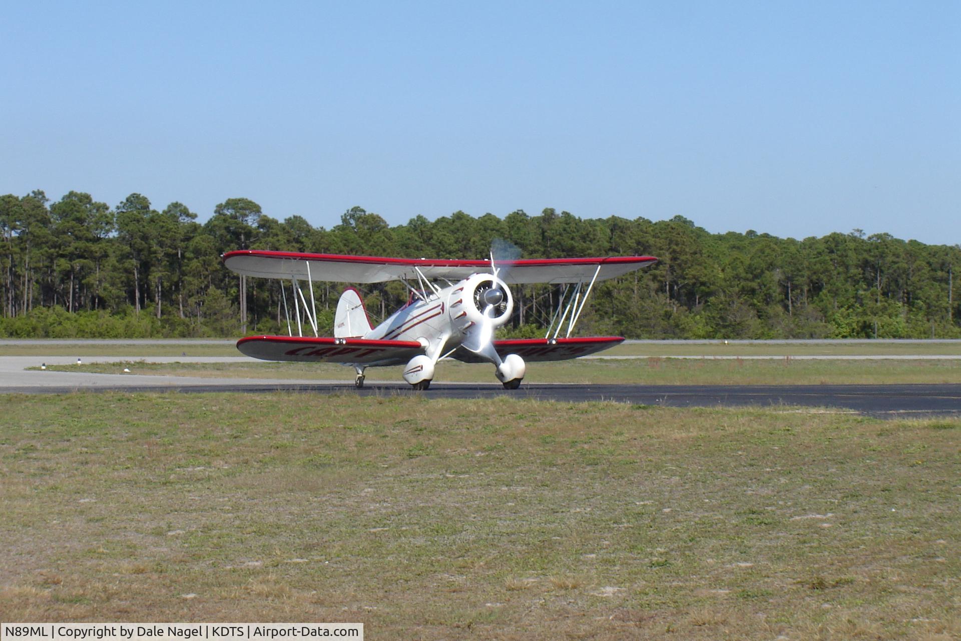 N89ML, 2000 Waco YMF-F5C C/N F5C089, Taxiing in at DTS in December '05