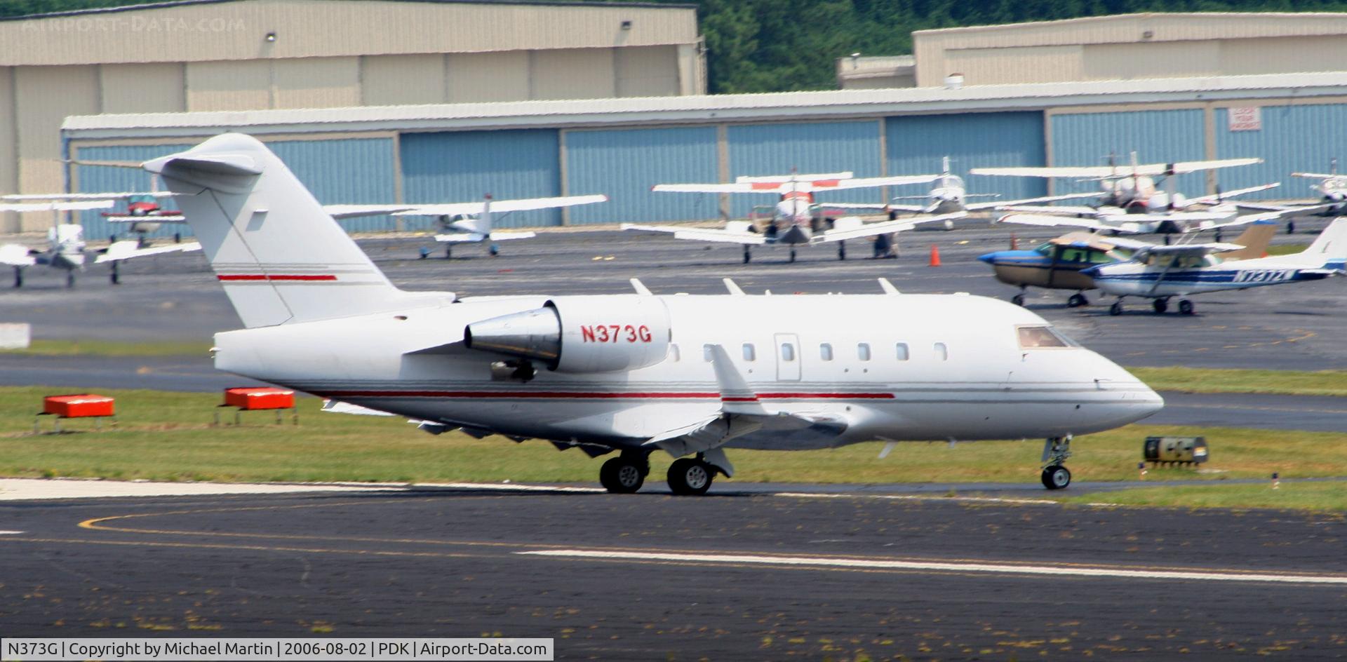 N373G, 2003 Bombardier Challenger 604 (CL-600-2B16) C/N 5556, Taxing to Runway 20L