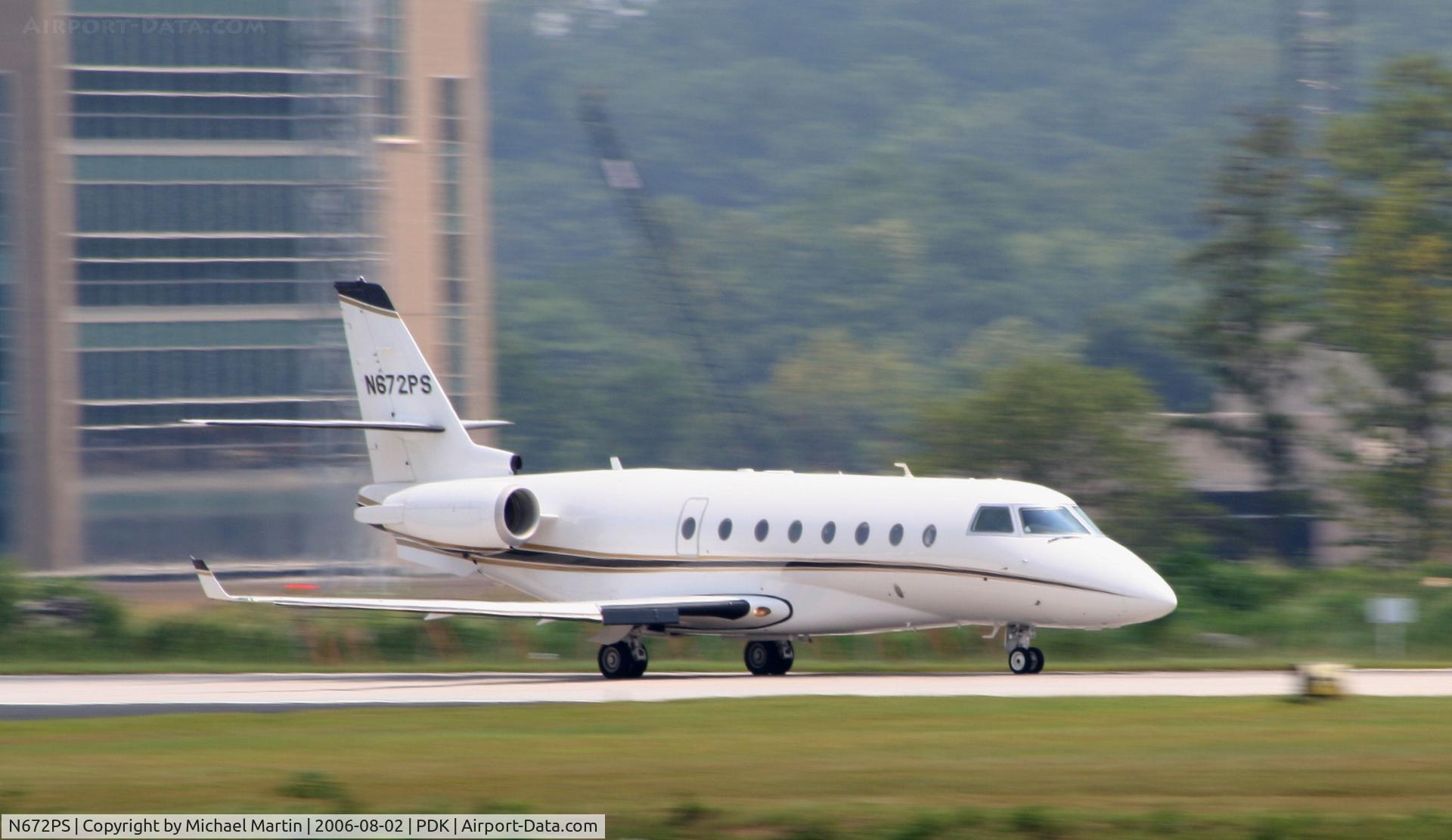 N672PS, 1999 Israel Aircraft Industries IAI-1126 Galaxy C/N 010, Departing Runway 20L
