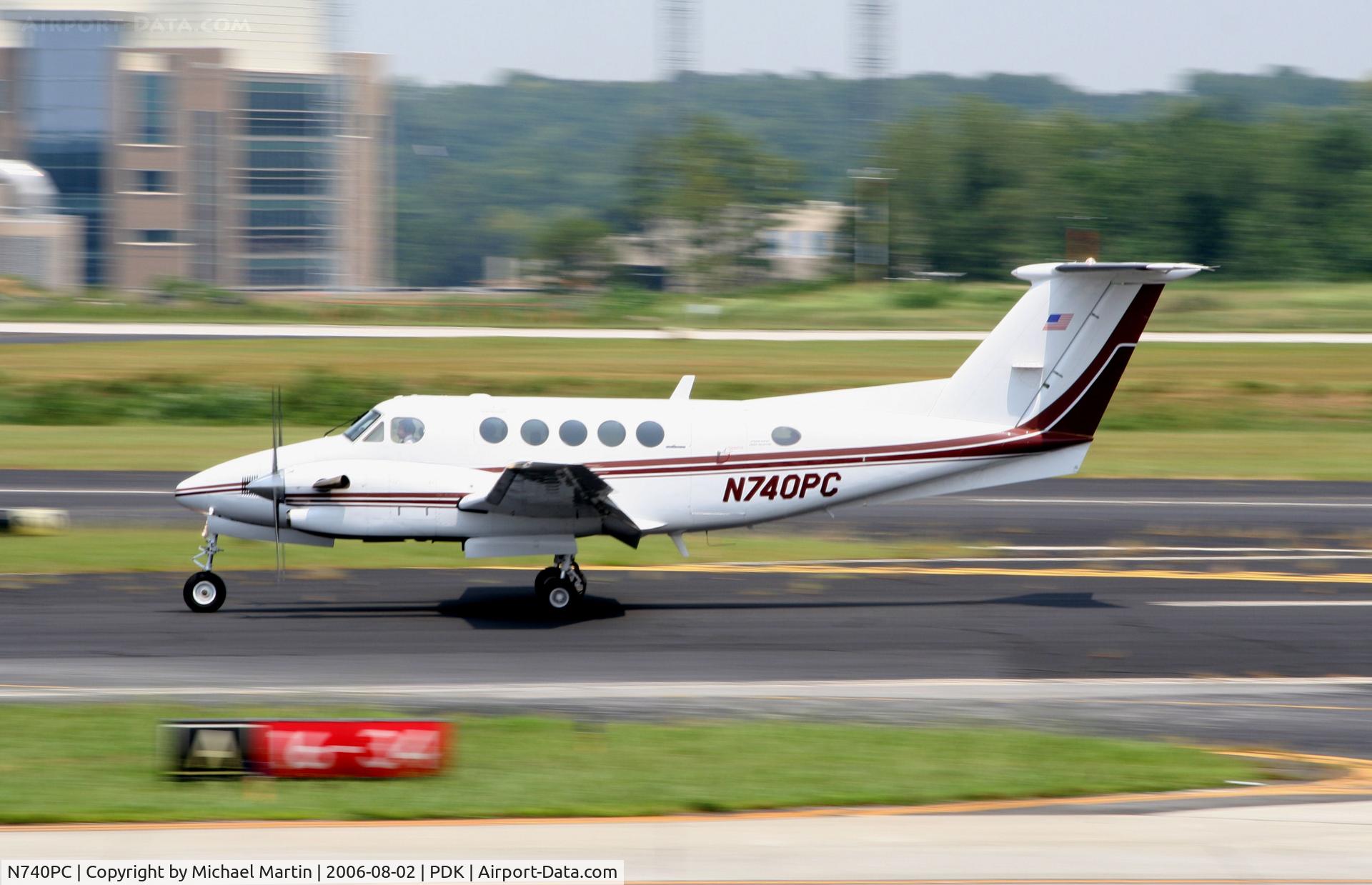 N740PC, 1985 Beech 300 C/N FA-78, Departing Runway 34